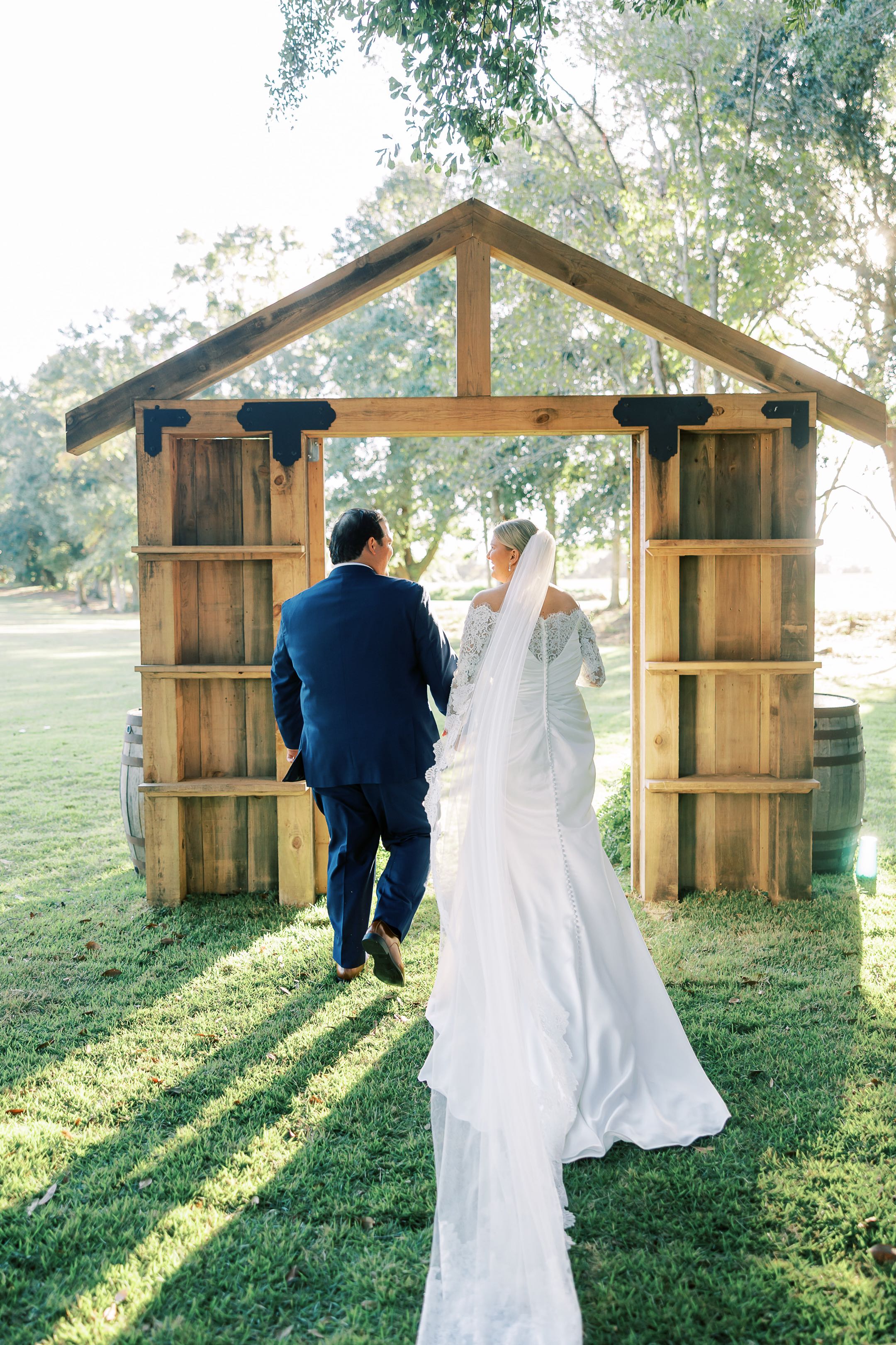 Brides and Grooms, photo 1